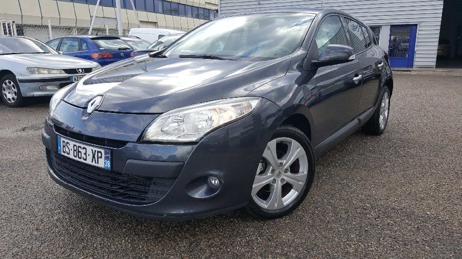 RENAULT MEGANE III DYNAMIQUE Berline Energy dCi 1.9 130ch